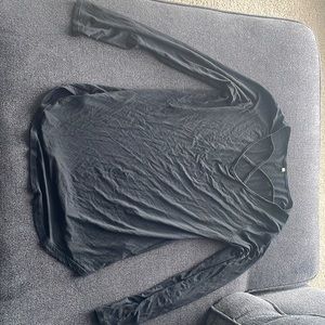 Long sleeve black t shirt